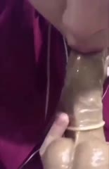 Nikmatnya memek pramugari sampe terngecrot-ngecrot muntah2 otongnya