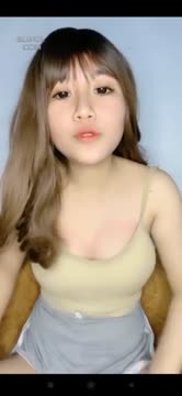 CASSEY kelihatan jelas memeknya berwarna pink