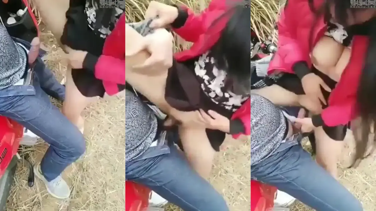 Bokep terbaru abg ngewe di atas motor sama pacar