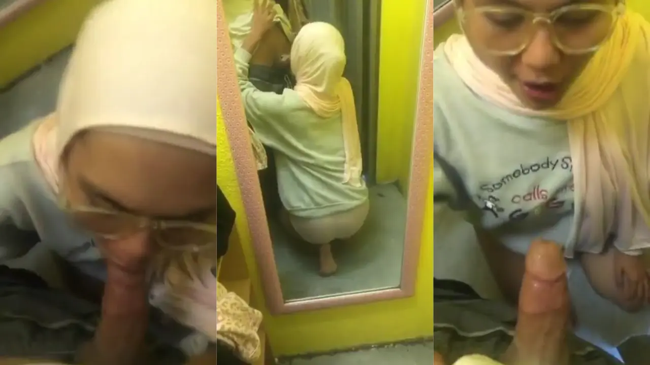 Cewek cantik nyepongin kontol pacar di depan nya cermin