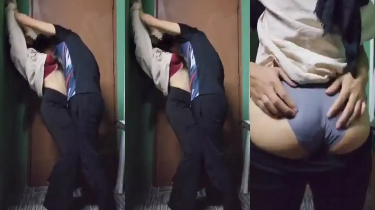 CIUMAN DI DEPAN PINTU